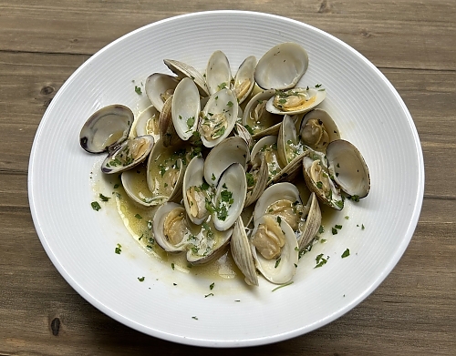 Sautéed Clams (Red or White)