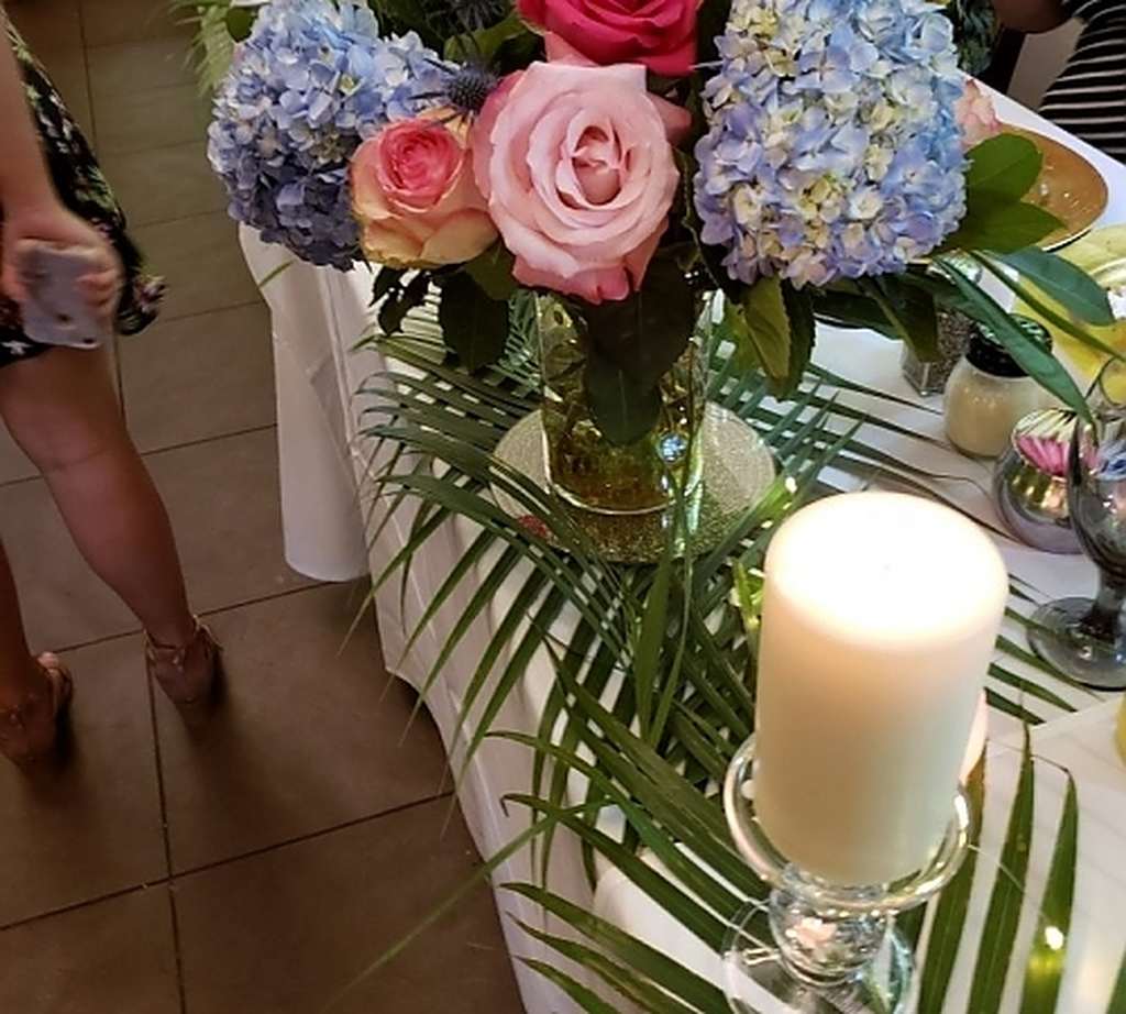 See how we can personalize the decor to match your event theme.