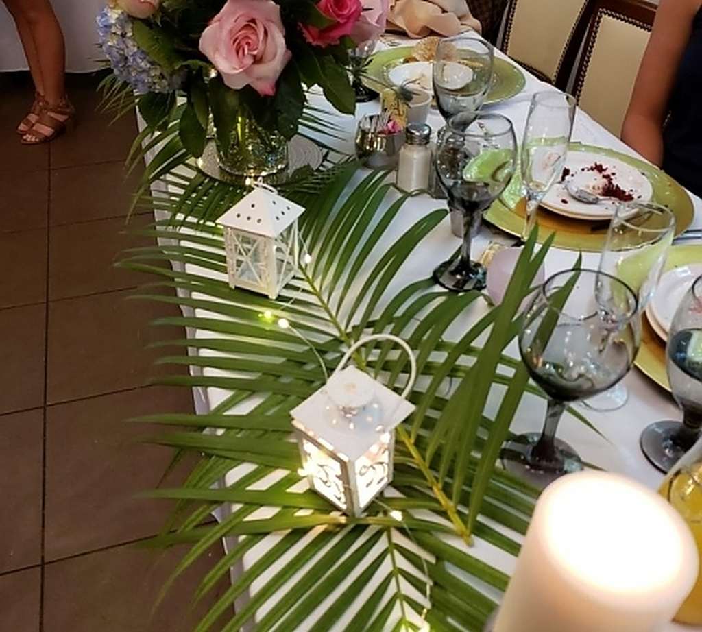 Discover the variety of events we can host, from intimate dinners to large parties.